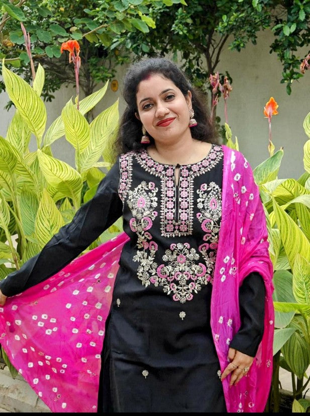 Embroidered Thread Work Black Kurta with Pant & Dupatta