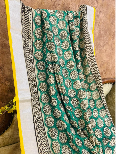 Floral Green Linen Printed Saree