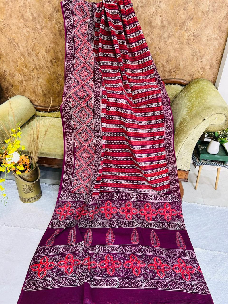 Maroon Line Print Soft Cotton Saree