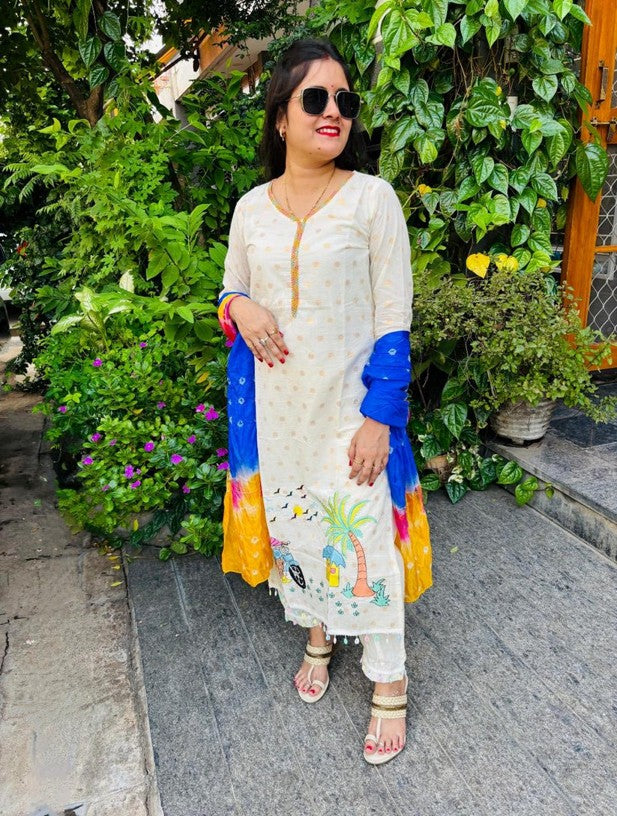 Off White Ethnic Motifs Self Design Thread Work Pure Cotton Kurta Set